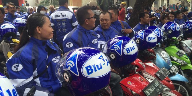 Blu-Jek Alternatif Baru Ojek Online di Jakarta