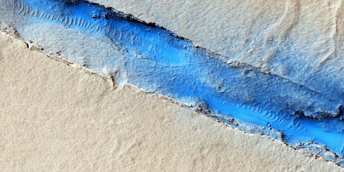 NASA Temukan Air di Mars