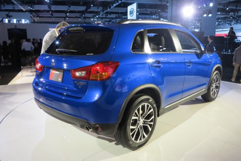 Mitsubishi Outlander Sport Terbaru Tembus Harga Rp 280 jutaan