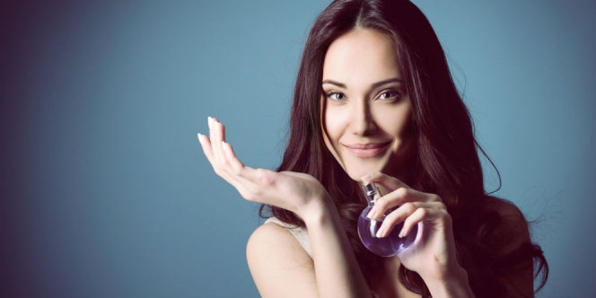 Ini Trik Jitu Memakai Parfum Agar Lebih Tahan Lama