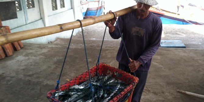 20 Ton Ikan Mas Dan Nila Milik Petani Di Agam Mati Mendadak