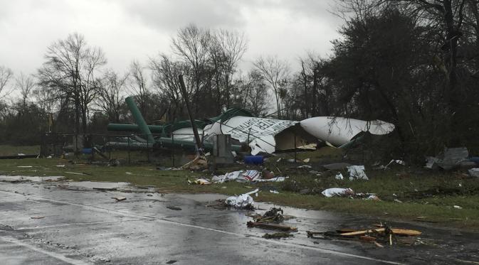 Tornado Terjang 3 Negara Bagian di Amerika Selatan, 3 Tewas