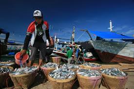 Jokowi Bakal Geser 6.000 Nelayan Jawa ke Natuna