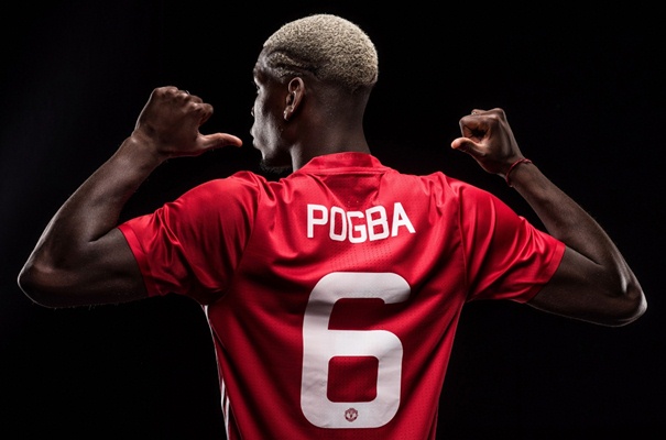 Paul Scholes Nilai Pogba Terlalu Lama Bermain Dengan Bola