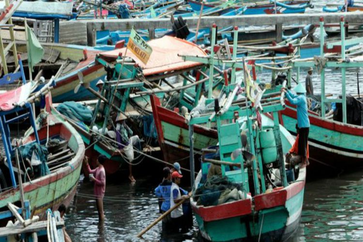 Ratusan nelayan bintan belum berani melaut lagi