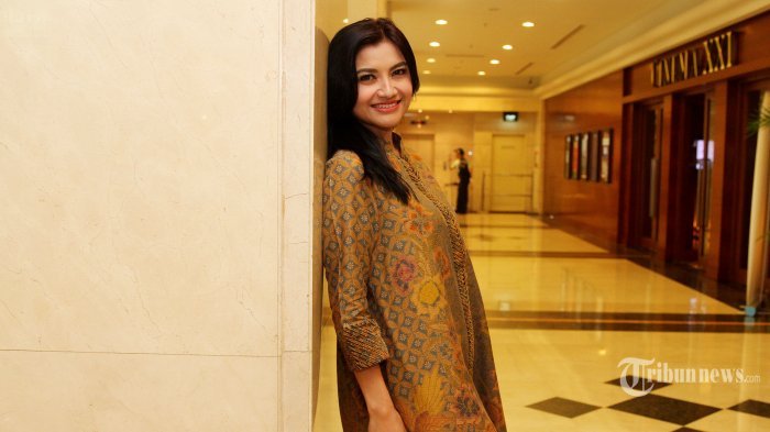 Tina Talisa Moderator Debat Kedua, Jaga Kehamilan saat Debat