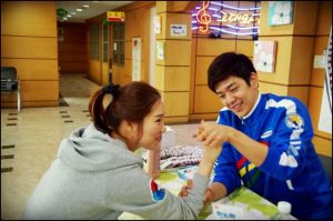 PERJALANAN CINTA LEE YONG DAE DAN AKTRIS CANTIK KOREA