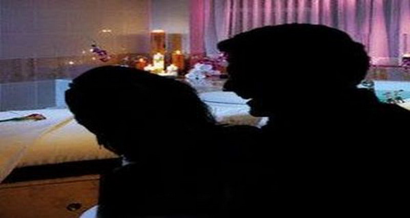 Pasangan Tepergok ‘Begituan’ di Toilet Umum