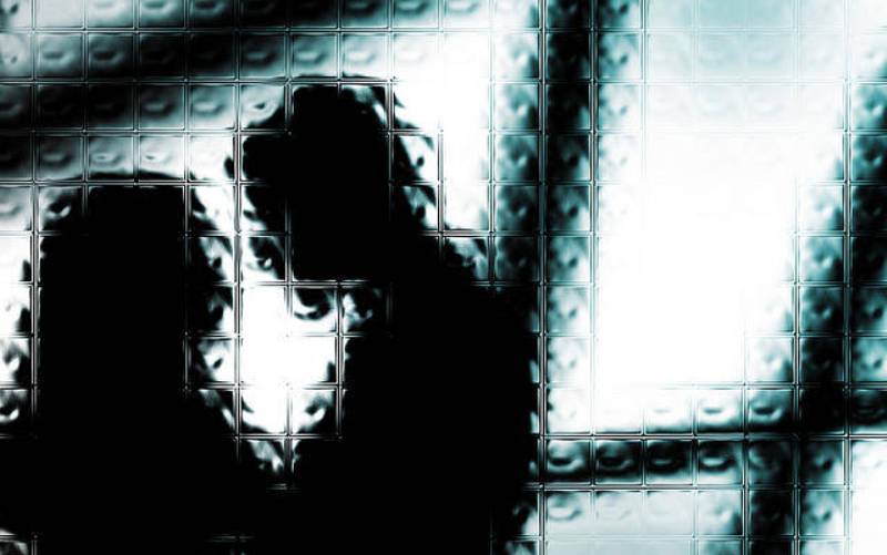Foto Panas Istri Kepala Desa Tersebar