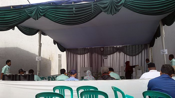 Anies-Sandi Menang di TPS RSCM