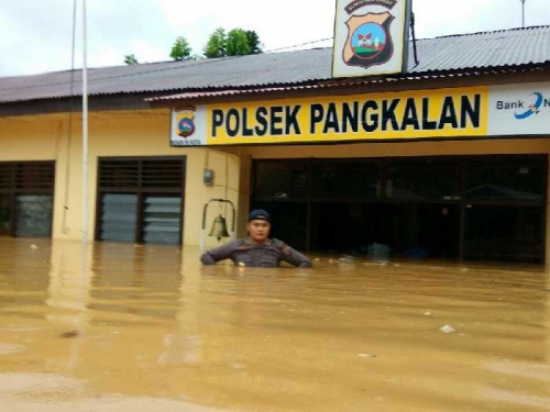 Malah Tewas Ditikam Teman Sendiri,Saat Pesta Tuak untuk Bergembira Ria
