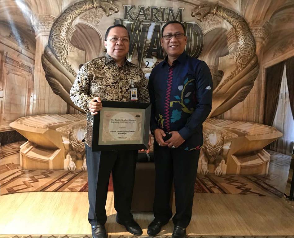 Unit Syariah Bank Riau Kepri Raih 1 st Rank The Best in Funding Growth – UUS SILO Asset 2-20T