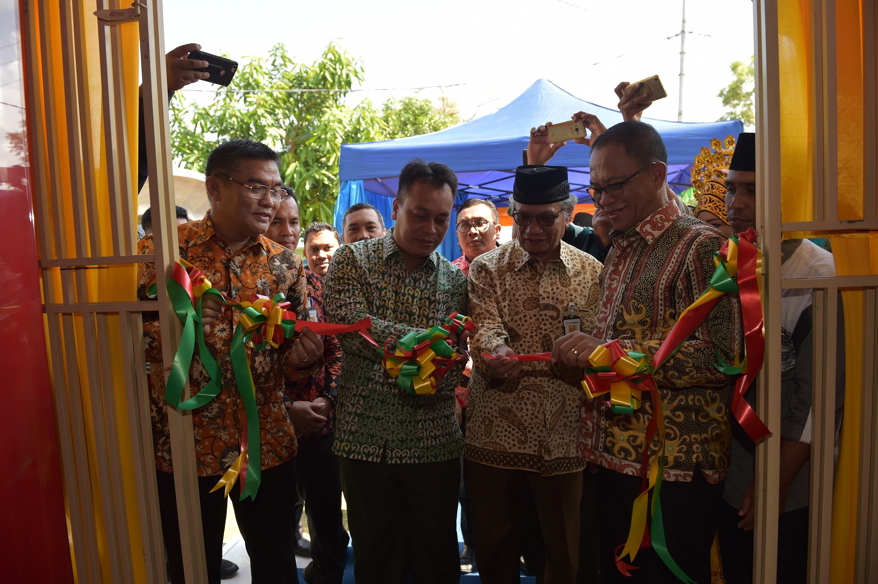 Kantor Jaringan Bank Riau Kepri Menjadi Layanan Perbankan Pertama Di Kecamatan Senayang Kabupaten Lingga