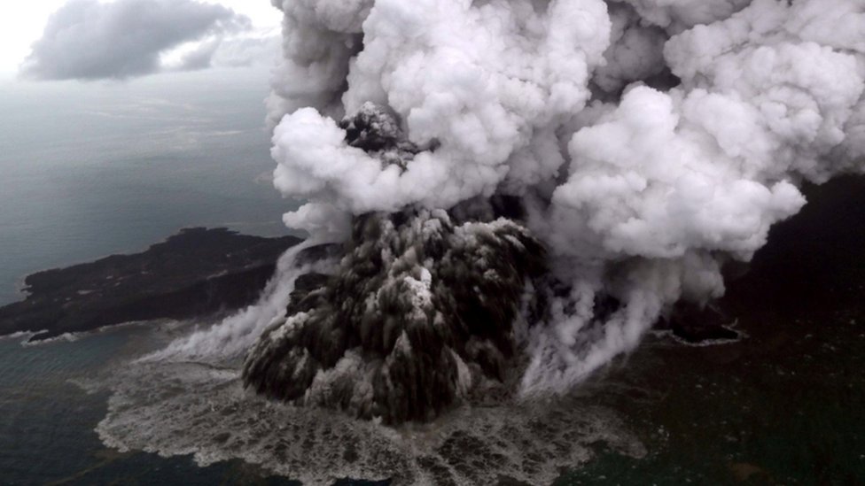 Erupsi Gunung Anak Krakatau Memasuki Fase Berbahaya
