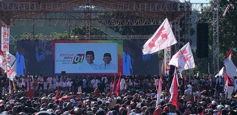 Pendukung Jokowi di Batam Pingsan, TKN: Ekspresi Cinta ke Jokowi