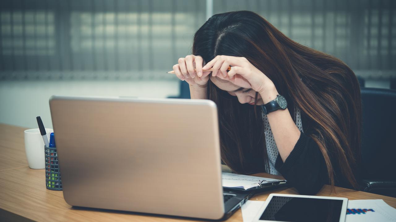 Mau Lebih Produktif Saat Bekerja? Hindari 7 Hal Ini saat Bangun Tidur