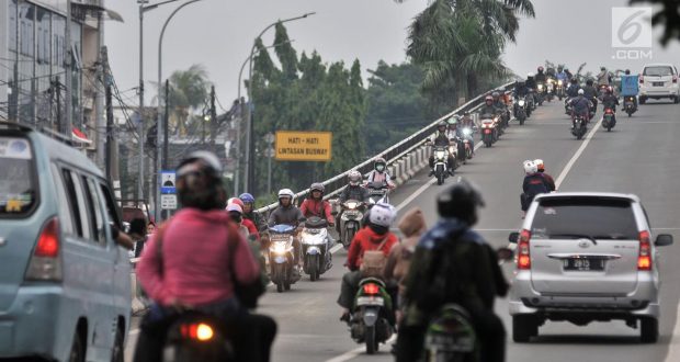 Polisi Alihkan Rute Lalu Lintas,Ada Perbaikan Jembatan Layang