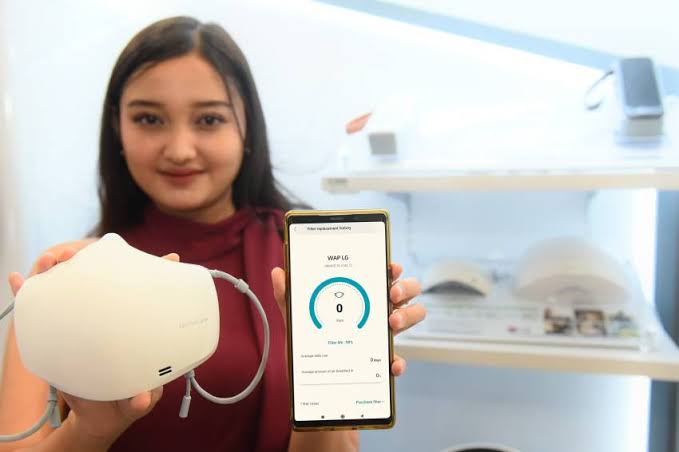 LG Rilis Aplikasi untuk PuriCare Wearable Air Purifier