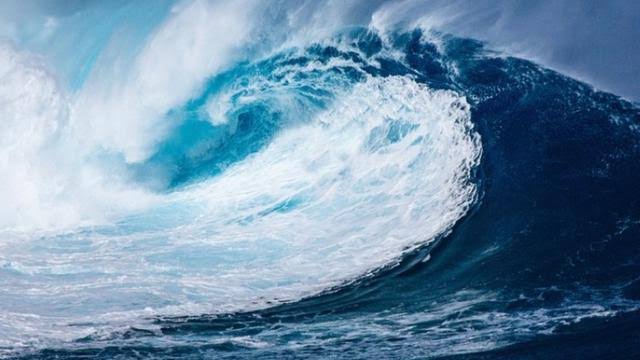 Warga Panik, Tonga Dilanda Tsunami Usai Erupsi Gunung Api Bawah Laut
