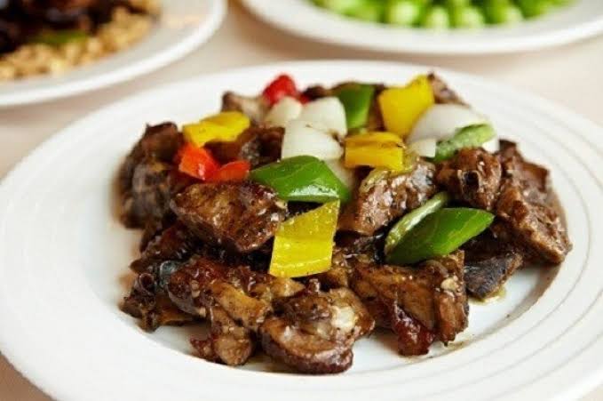 Pedas Sedap, Inilah Resep Membuat Daging Sapi Lada Hitam