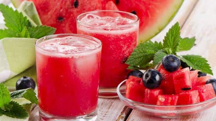 Segar Cocok Untuk Berbuka, Inilah Resep Membuat Es Semangka Susu
