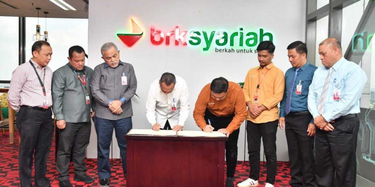 Implementasikan Virtual Account di Ponpes, Phoenix Kreatif Digital Pilih BRK Syariah Sebagai Bank Mitra