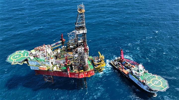 Menjelajahi Masa Depan Industri Migas: Mitos atau Kenyataan?