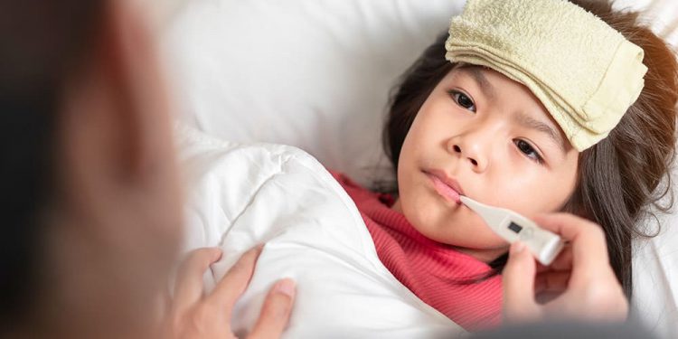 Cara Kompres yang Benar untuk Mengatasi Demam pada Anak