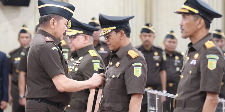 Dr Siswanto Dilantik sebagai Kajati Banten, Ini Pesan Jaksa Agung RI
