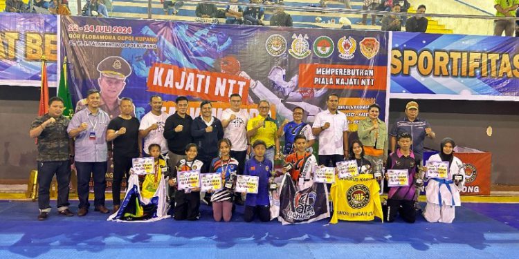 Dojang ATC Kupang Sabet Gelar Juara Umum di Kejuaraan Taekwondo Kajati NTT Open Tournament II