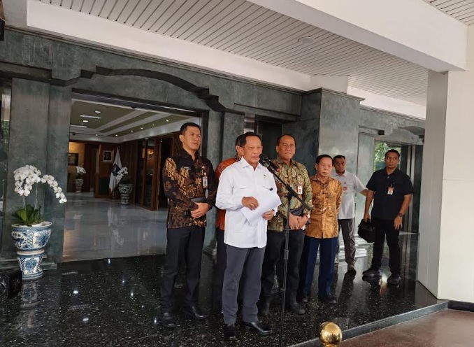 Mendagri Tito Batalkan Pelantikan Kepala Daerah Tanggal 6 Februari