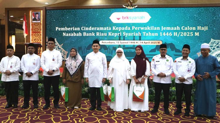 BRK Syariah Akan Berangkatkan 1.810 Nasabah di Musim Haji Tahun Ini, Layanan Khusus Disiapkan untuk Lansia dan Difabel