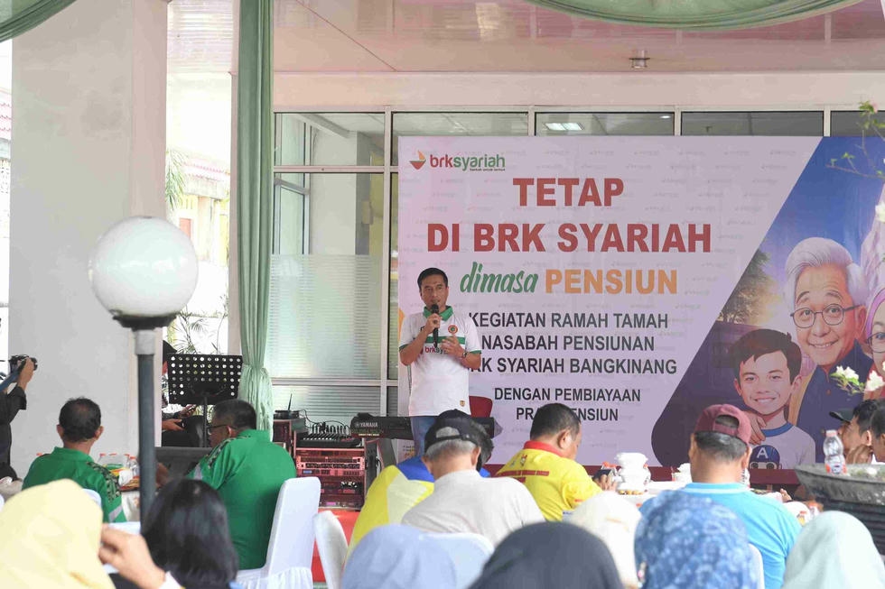 BRK Syariah Hadirkan Senam Sehat dan Pemeriksaan Kesehatan Gratis untuk Nasabah Pensiunan dan Pra Pensiun di Bangkinang
