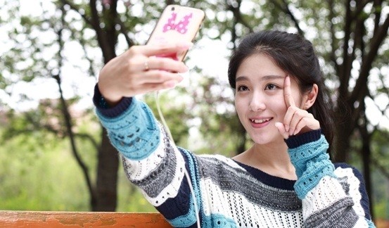 Tips Selfie Instagramable yang Bikin Feed Makin Menarik