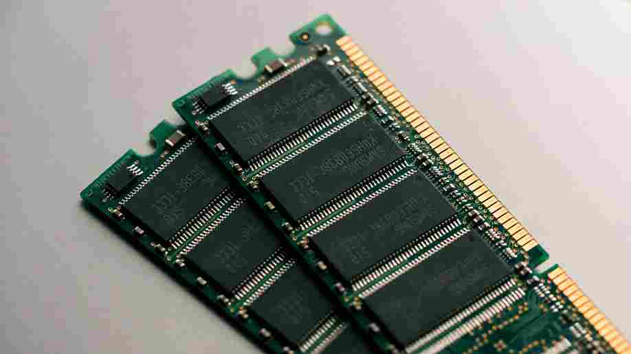 Ledakan AI Picu Krisis RAM dan SSD, Harga PC dan Laptop Terancam Melonjak