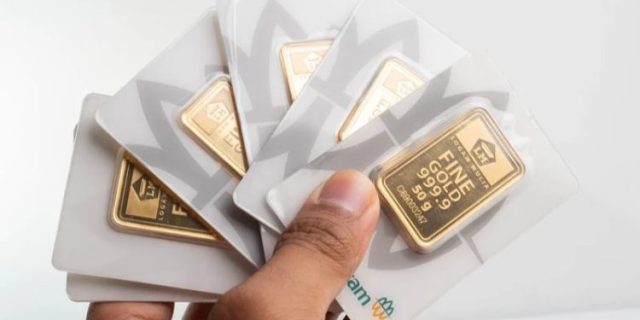 Harga Emas Antam Tertahan di Rp1,896 Juta per Gram