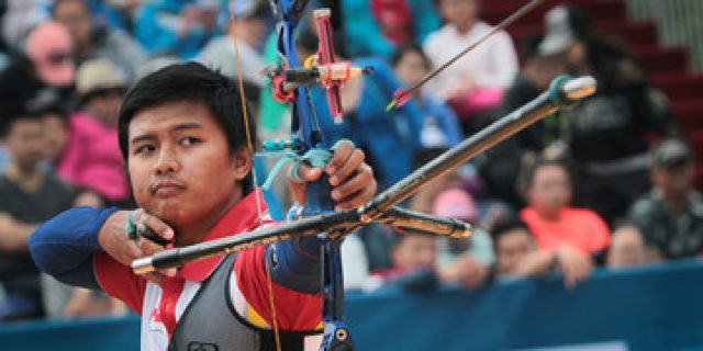 Mari Berdoa, Riau Ega Segera Bertarung Vs Juara Olimpiade 2 Kali