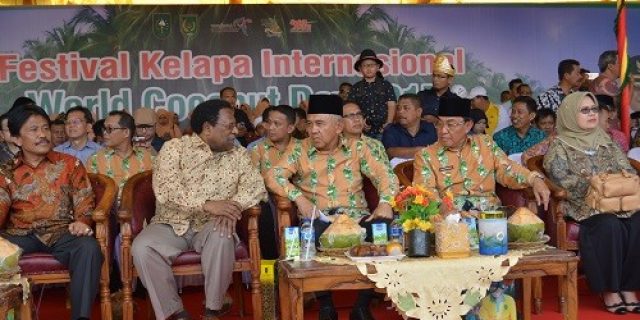 Festival Kelapa Internasional 2017, Bersama Bupati Inhil, Gubri Saksikan Gelar Seni Melayu Serumpun