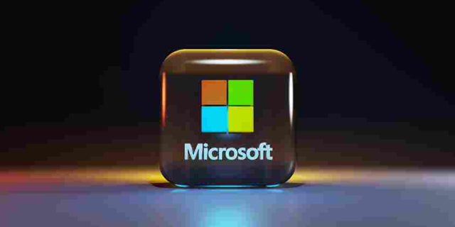 Energi Hijau untuk Data Center, Microsoft Gandeng PLN Bangun PLTS 200 MW