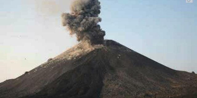 Aktifitas Gunung Anak Krakatau Hingga Kini Masih Aktif