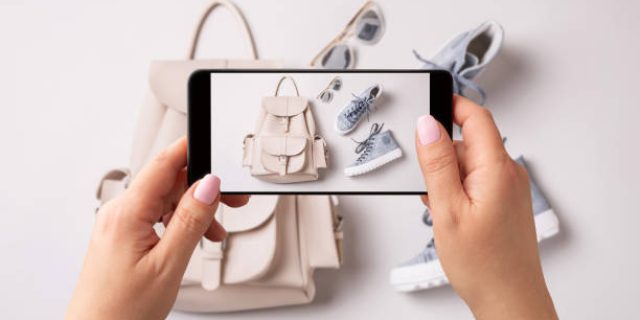 Rahasia Foto Fashion Estetik dengan Kamera HP, Cocok untuk Promosi Online