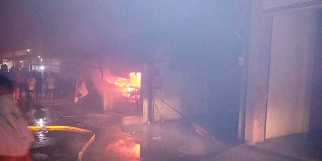 Tiga Orang Tewas Terpanggang Warga Kampung Nelayan Cilincing Jakarta Utara