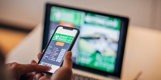 Puluhan Ribu Anak Terjerat Judi Online, Regulasi Pemerintah soal Gawai Dianggap Masih Mandul