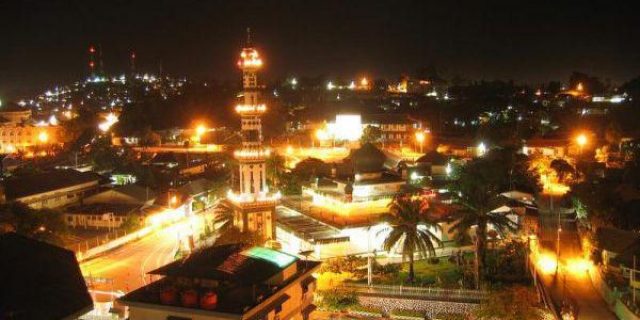 Wakil Walikota Tanjung Pinang Targetkan Seluruh Kota Terang Benderang
